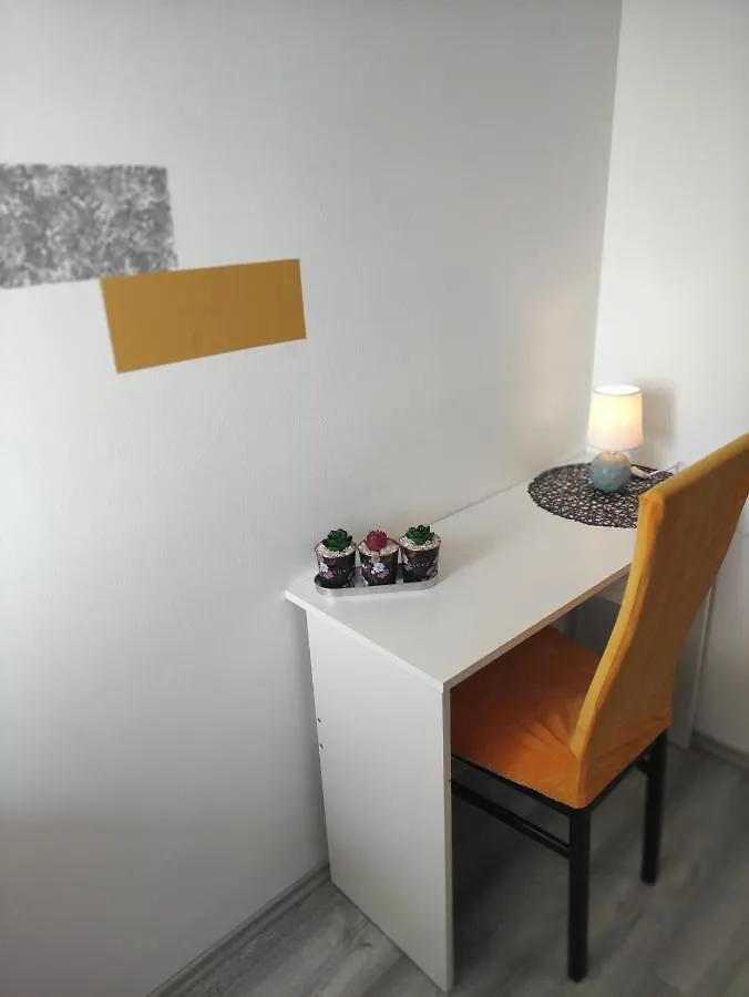 Apartman Iris S Terasom Rijeka 0*,  Hırvatistan