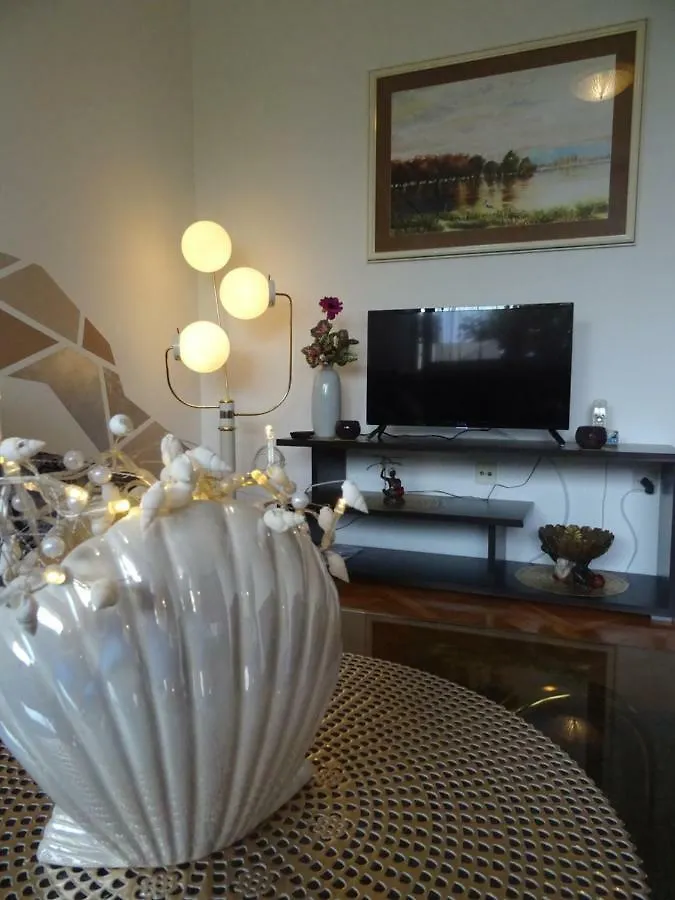Daire Apartman Iris S Terasom Rijeka